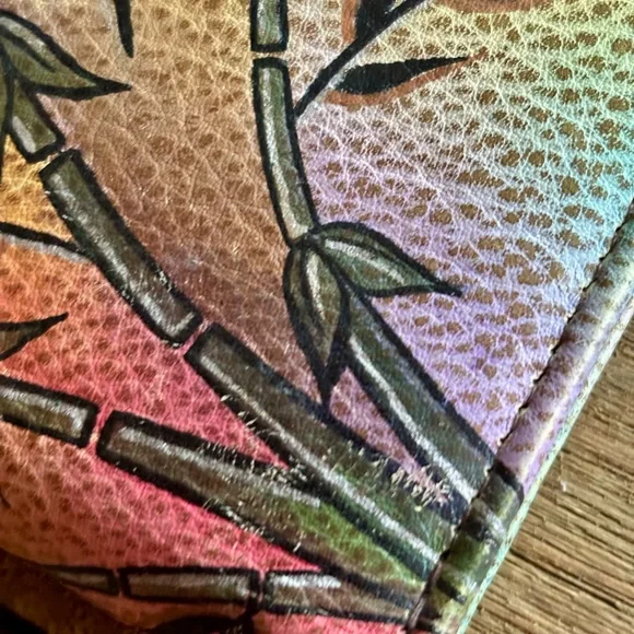 Artistic Anuschka leather hand painted wallet - Picture 13 of 16